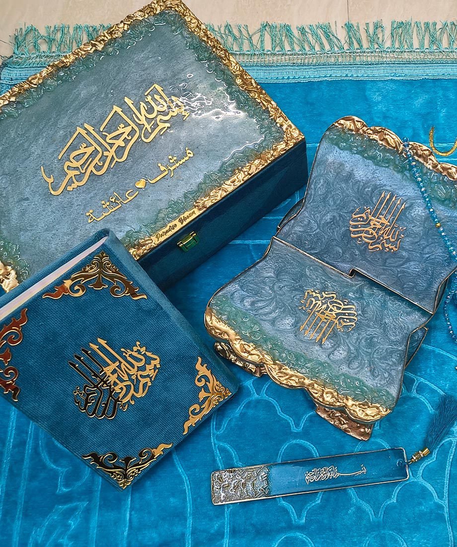Bridal Ibadat Gift Box with Custom Prayer Mat & Quran - Image 2