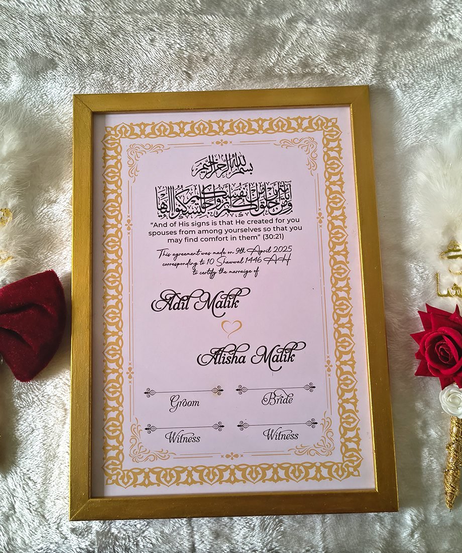 Nikah Nama Frame with personalised nikah pens - Image 3