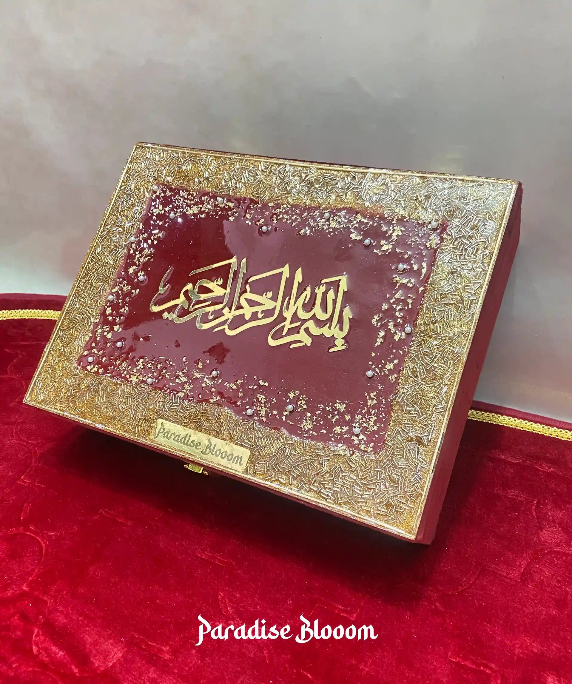 Gul-e-Zar Red Hadiya Set - Image 2